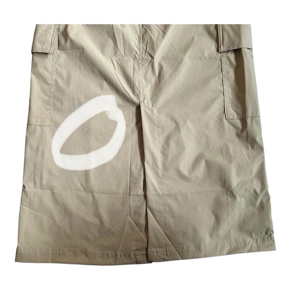 Almost Famous Women’s Casual Lightweight Beige Utility Skirt, NWT, Size Medium - Picture 4 of 5
